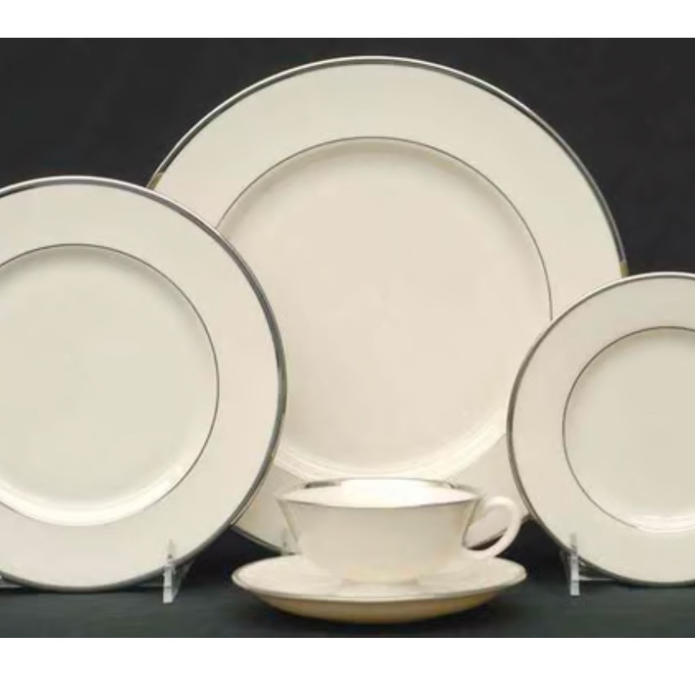 Lenox Montclair Bone China Elegant Ivory Dinnerware Set with Silver Trim